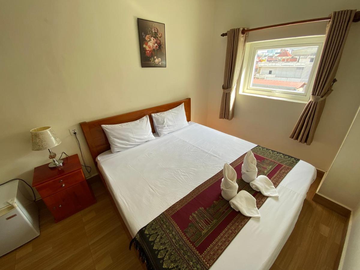 Phnom Penh Le Vincent Hotel מראה חיצוני תמונה