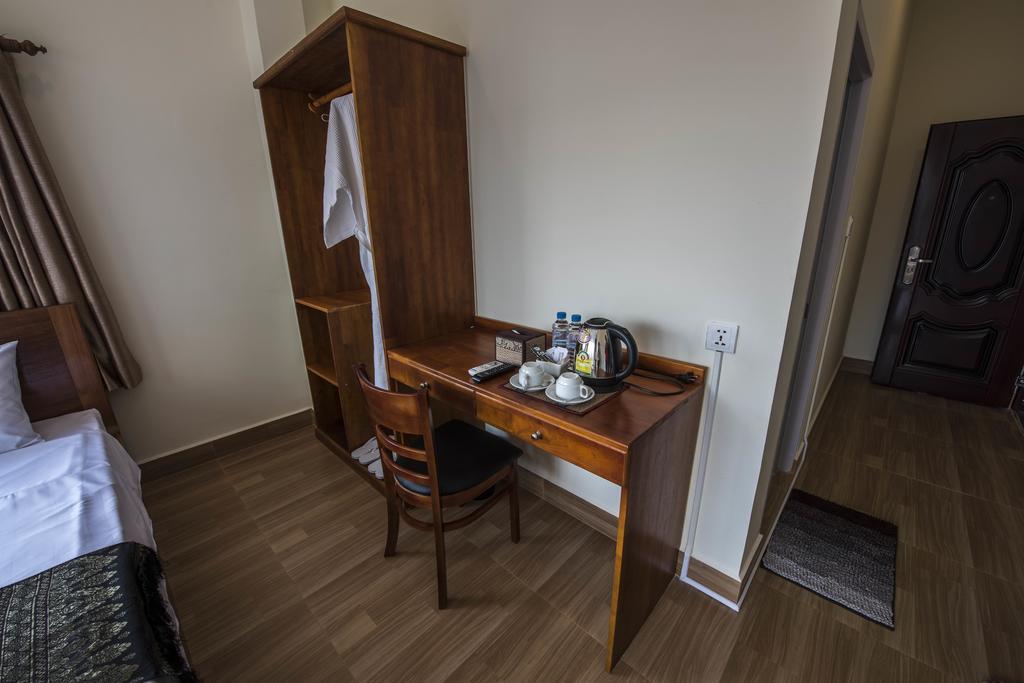 Phnom Penh Le Vincent Hotel מראה חיצוני תמונה