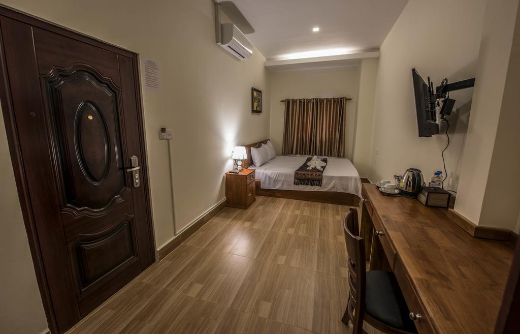 Phnom Penh Le Vincent Hotel מראה חיצוני תמונה